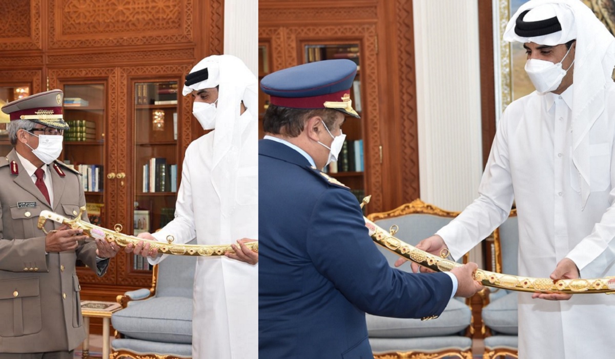 Amir awards military sword of Tamim bin Hamad Al Thani